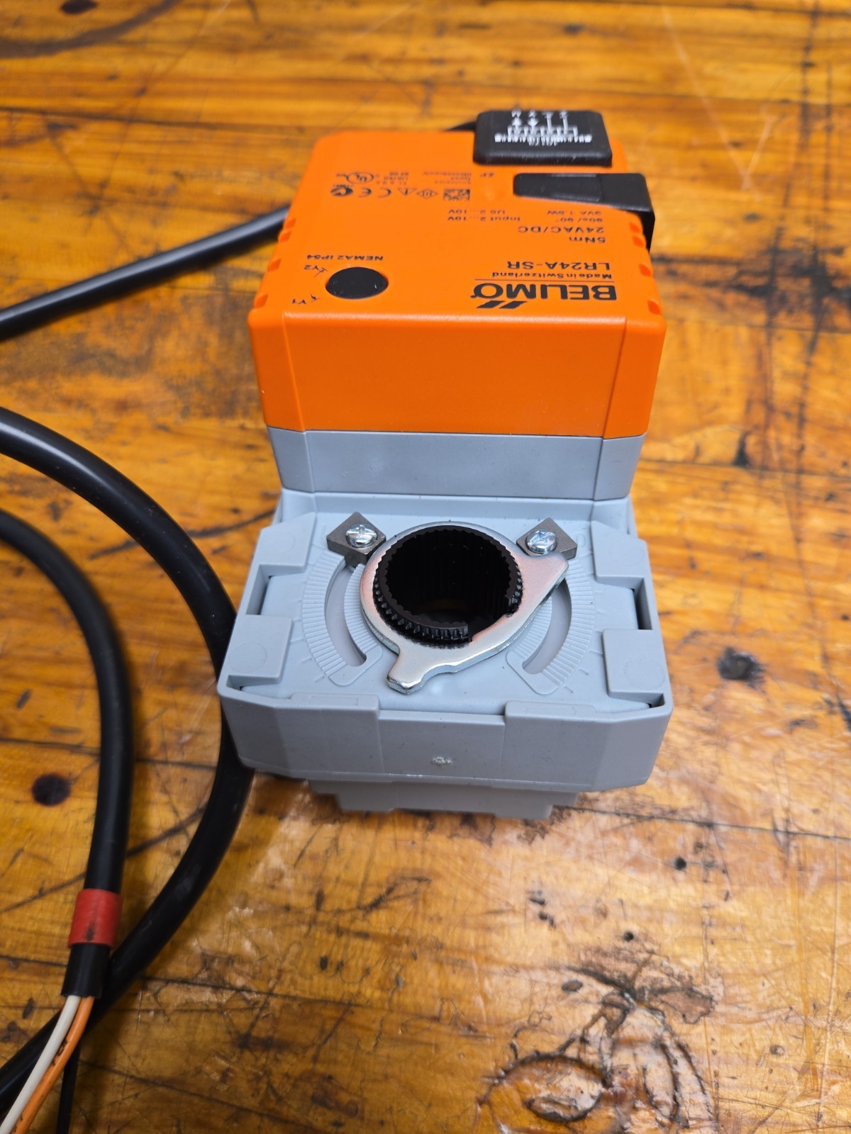 1PCS New For BELIMO LR24A-SR Damper Actuator