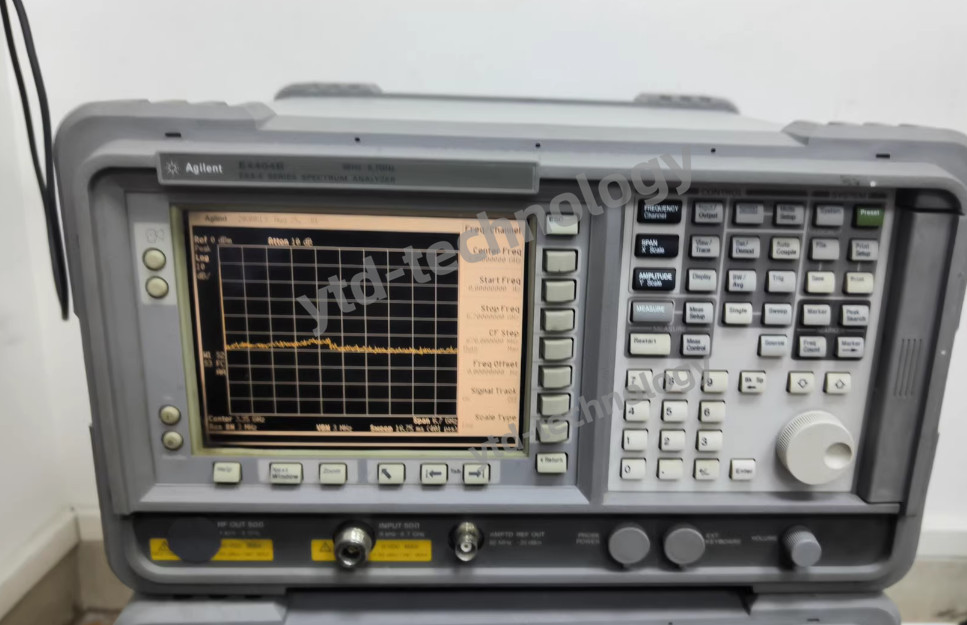 Agilent ESA E4404B 9kHz - 6.7GHz Spectrum Analyzer//-