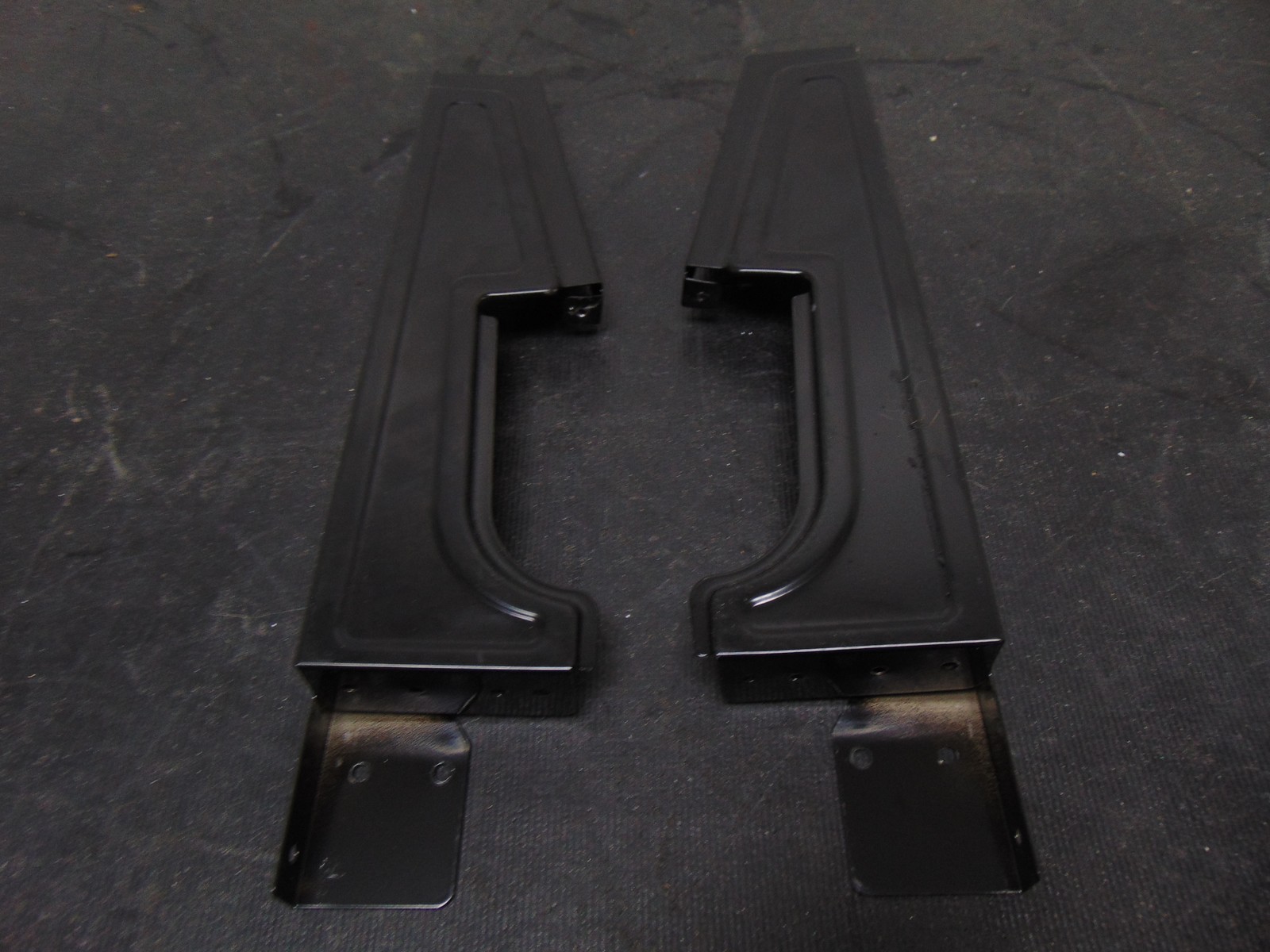 Element Range EER34MSCB End Caps