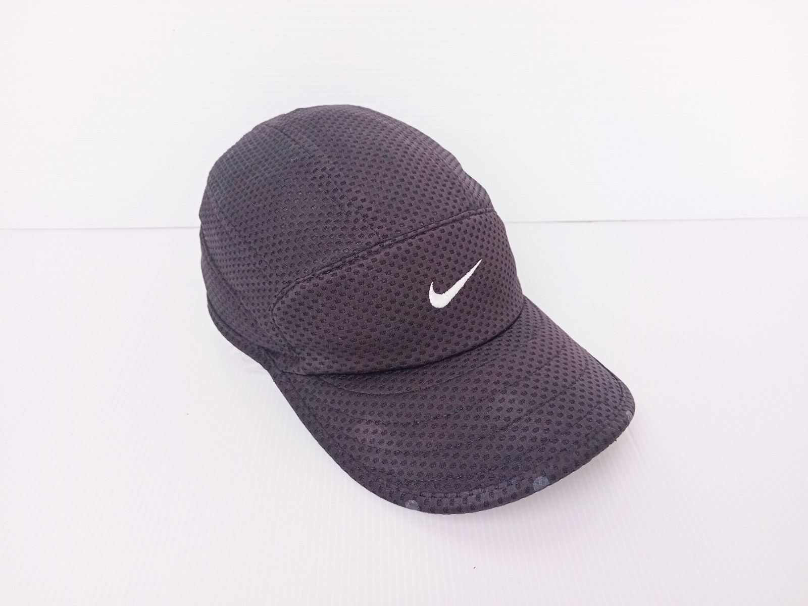 2 Pcs THERE IS NO FINISH LINE NIKE FIT White / Black Cap Hat Full Mesh TAILWIND