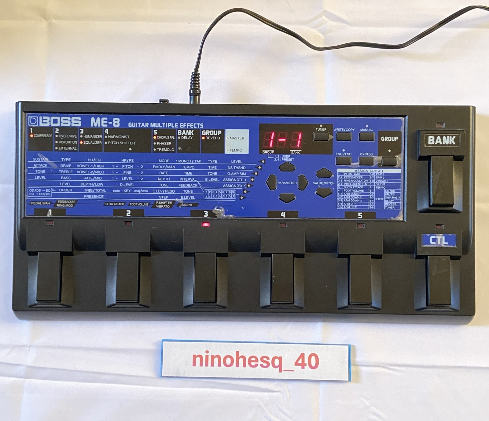 Boss ME-8 Guitar Multi-Effects Pedal  Adapter Included  Used from japan