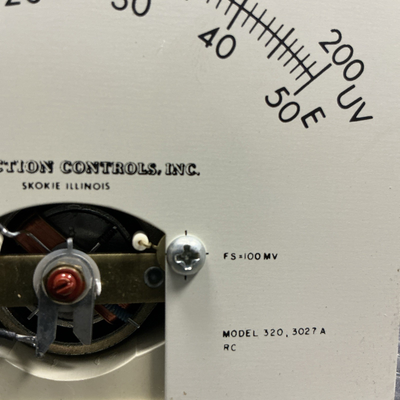 D.C MICROAMPERES 320-3027A RC 200UV GAUGE X-799