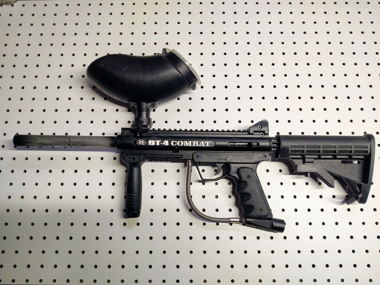 BT-4 Combat Paintball Marker, Hopper, 20oz CO2 Tank, and Basic Paintball Mask