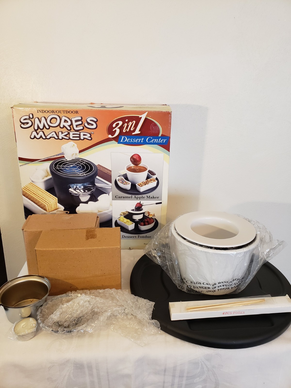 CasaModa S'mores Maker Indoor Outdoor S'mores Set Marshmallow Roaster Brand NEW