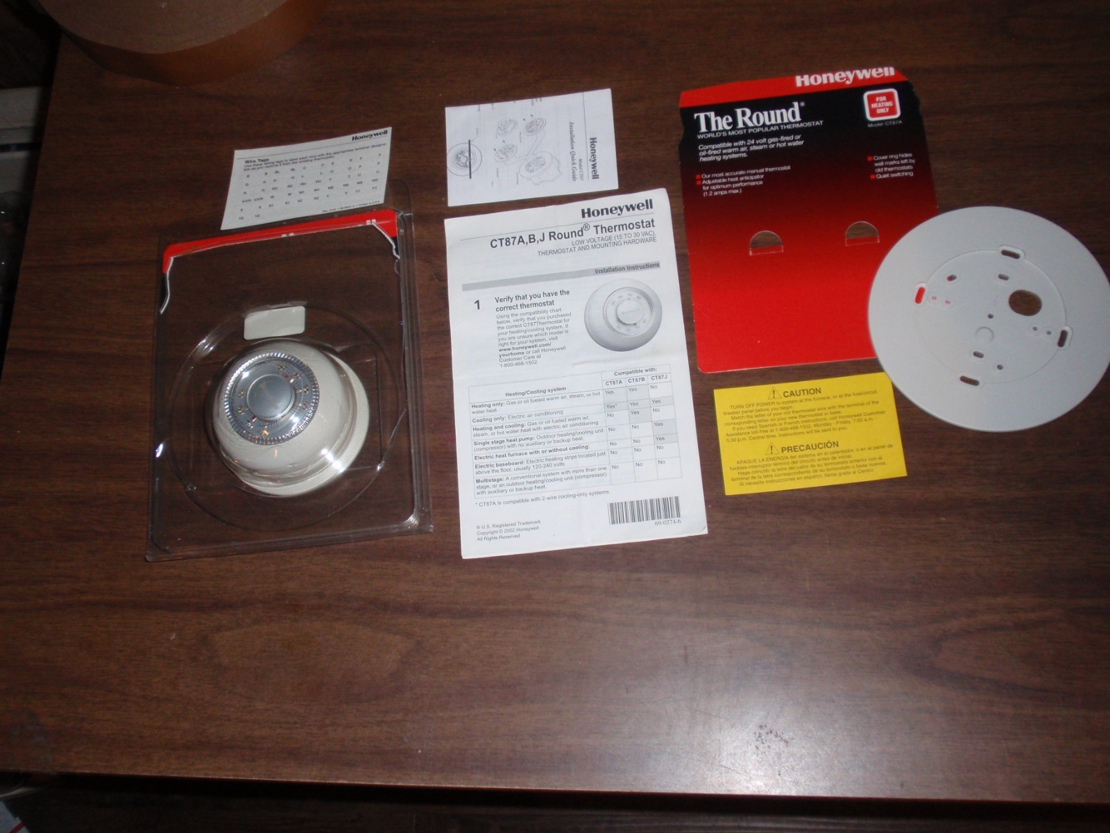 Honeywell Round Furnace Thermostat - Heat Only - New Open Box