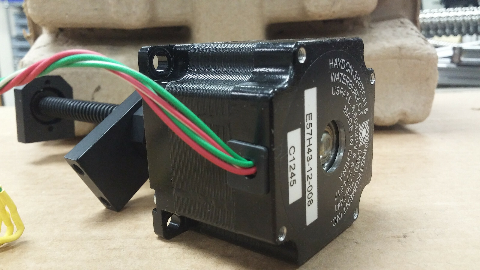 HAYDON SWITCH & Instruments E57H43-12-008 Stepper Motor Linear Actuator
