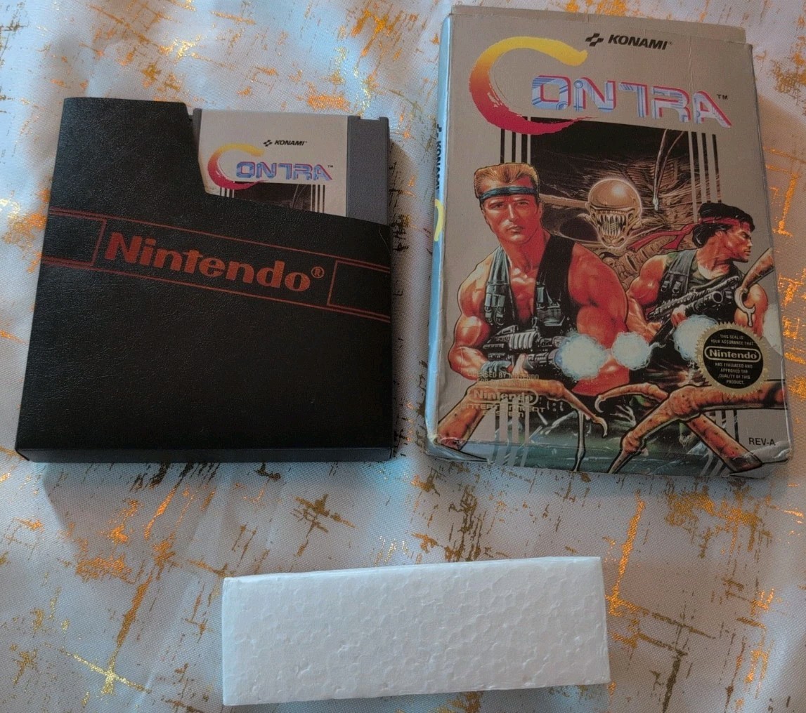 NES Konami Contra Box Game Cartridge Video Game Nintendo VTG