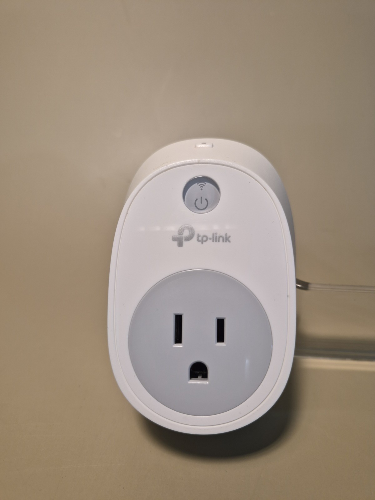TP-Link HS100 Wi-Fi Smart Plug Google Assistant Alexa Compatible