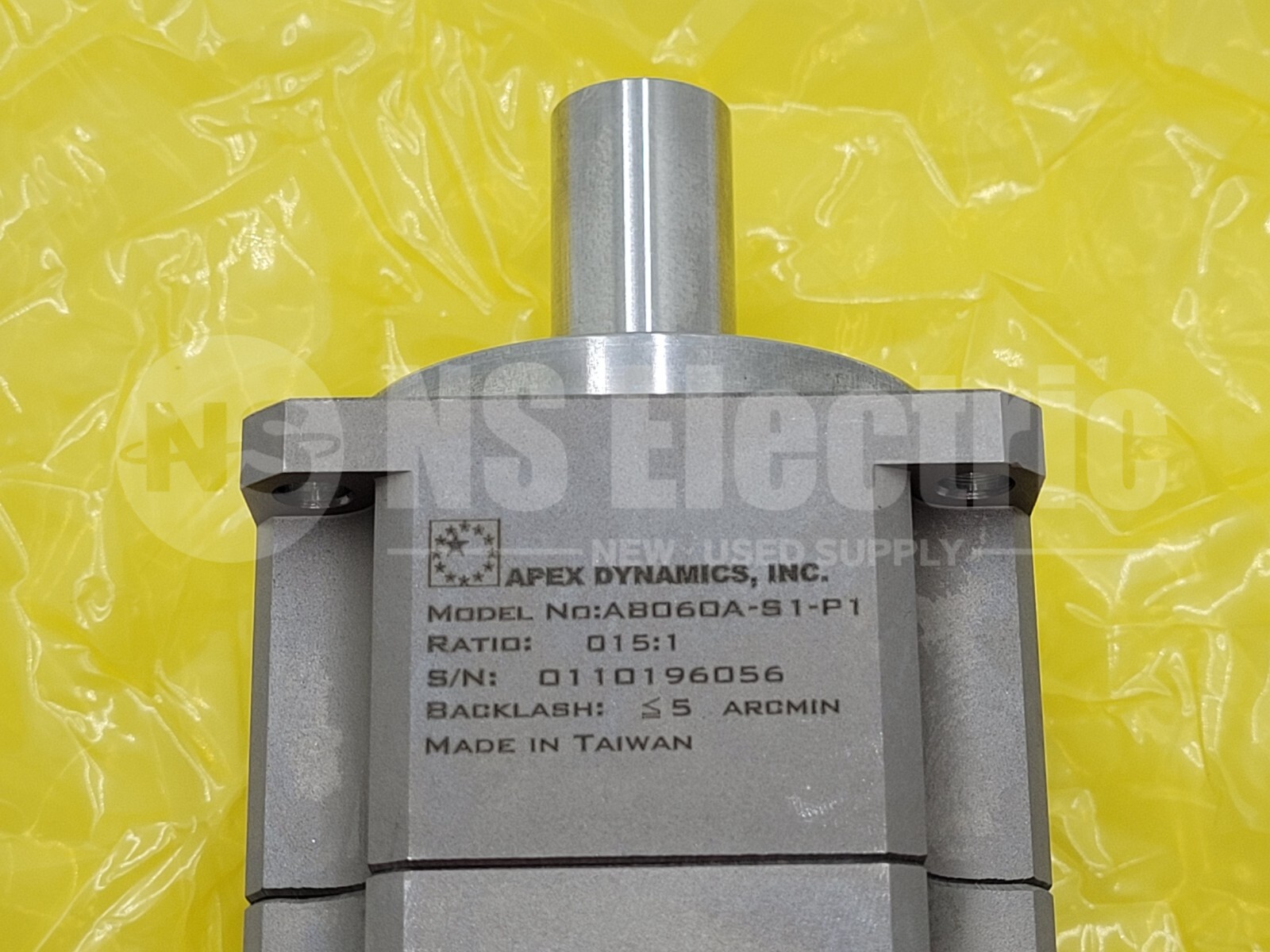APEX DYNAMICS AB060A-015-S1-P1 YASKAWA/SGMJV-04A