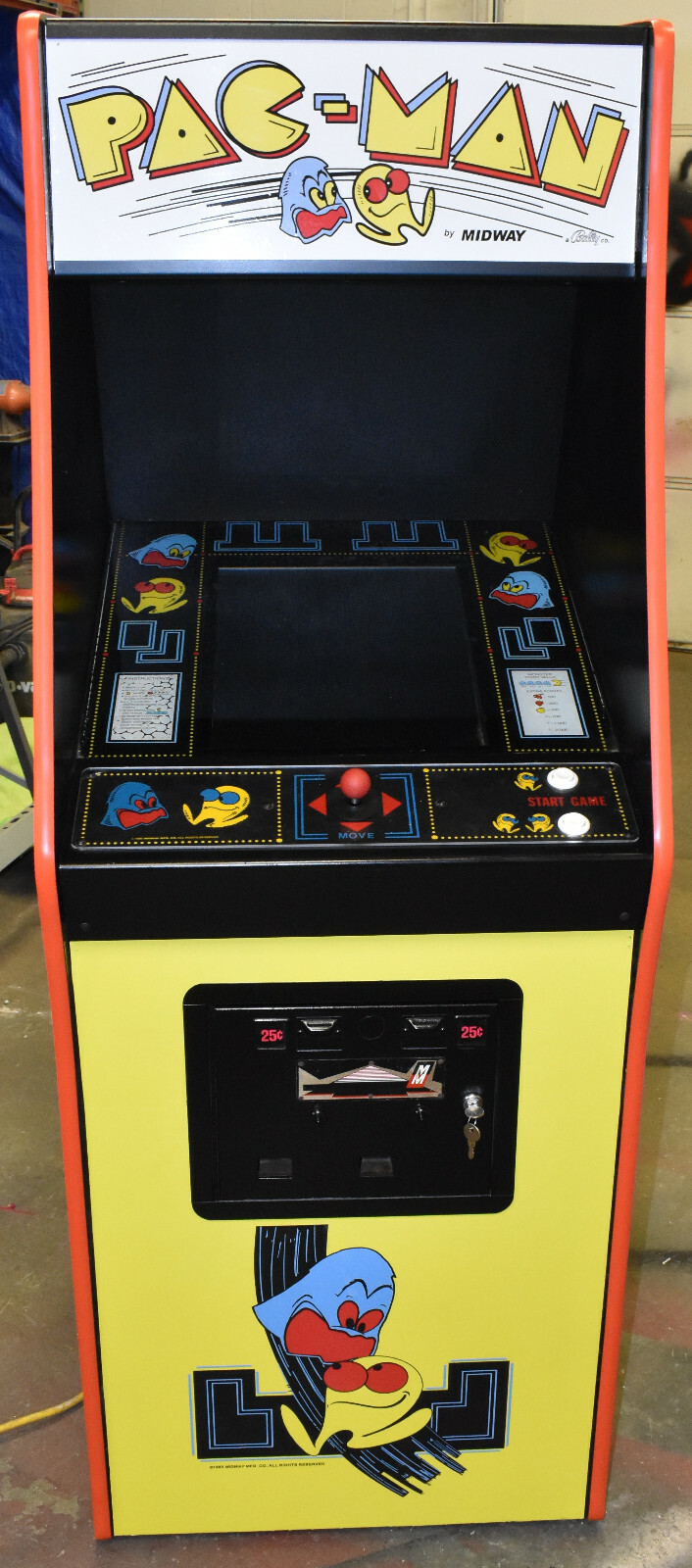 PAC-MAN ARCADE MACHINE by MIDWAY (Excellent Condition) *RARE*