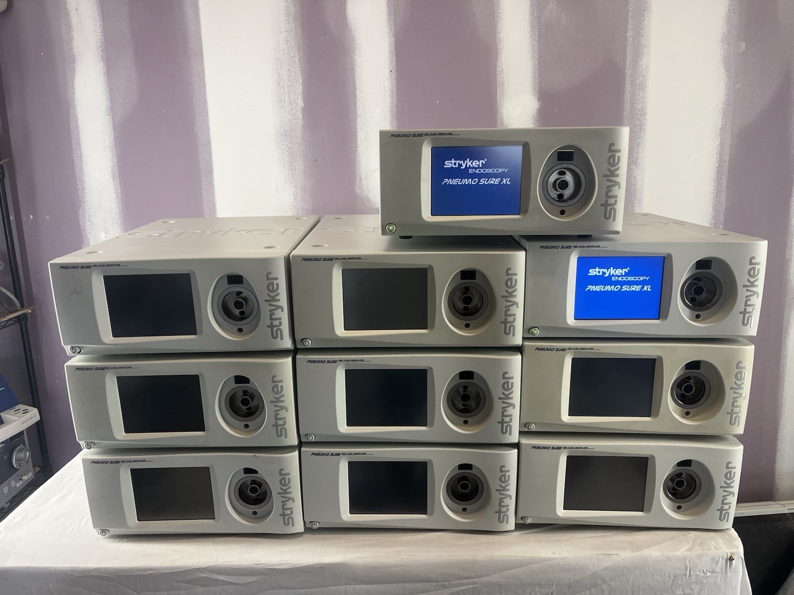 Stryker pneumosure xl high flow insufflator