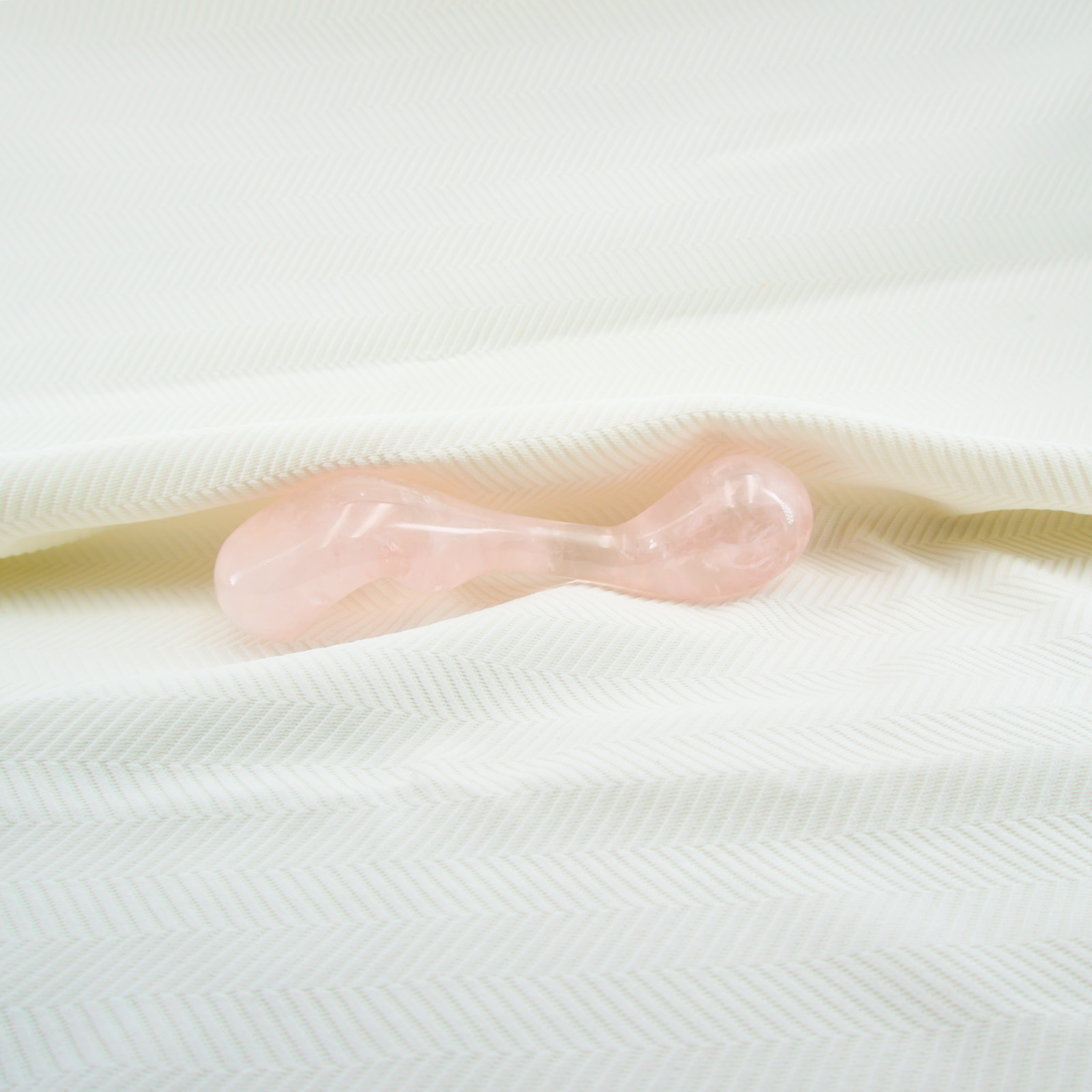 Fleur:  Rose Quartz Curved Crystal Dildo – Elegant Bulbous Pleasure Wand