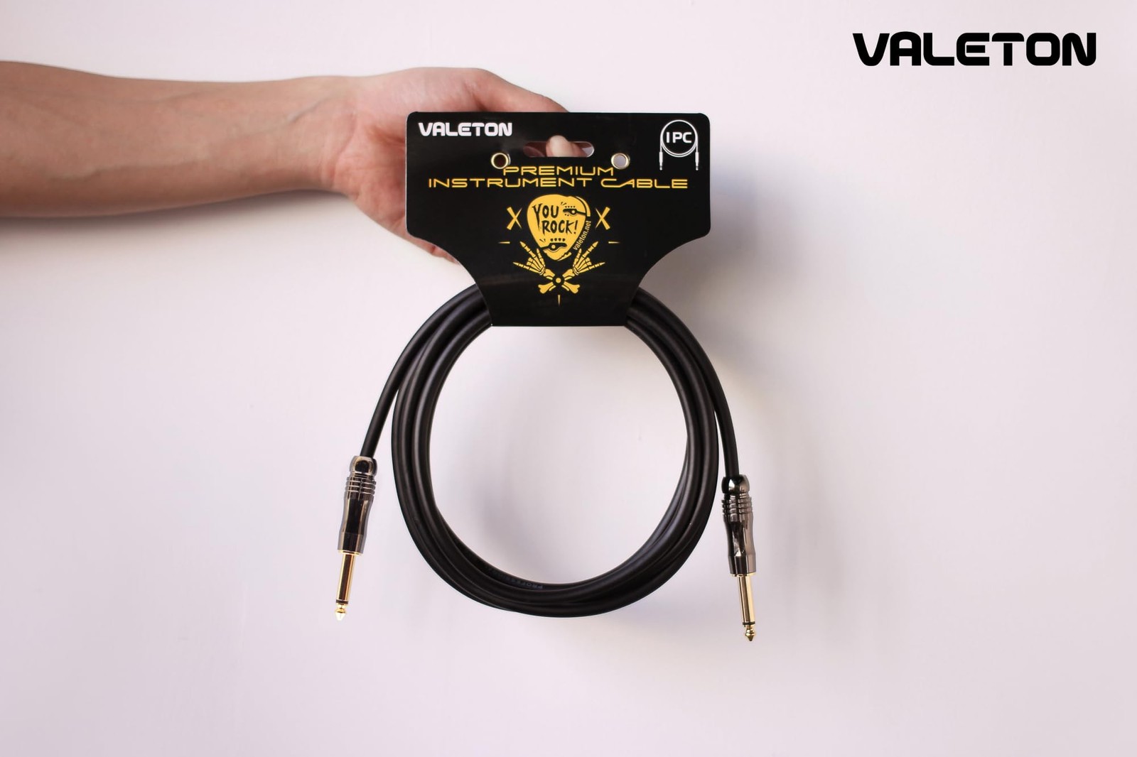 VALETON Dapper Bass + 10 ft Cable Bundle DI Preamp Stage Session Gigging...