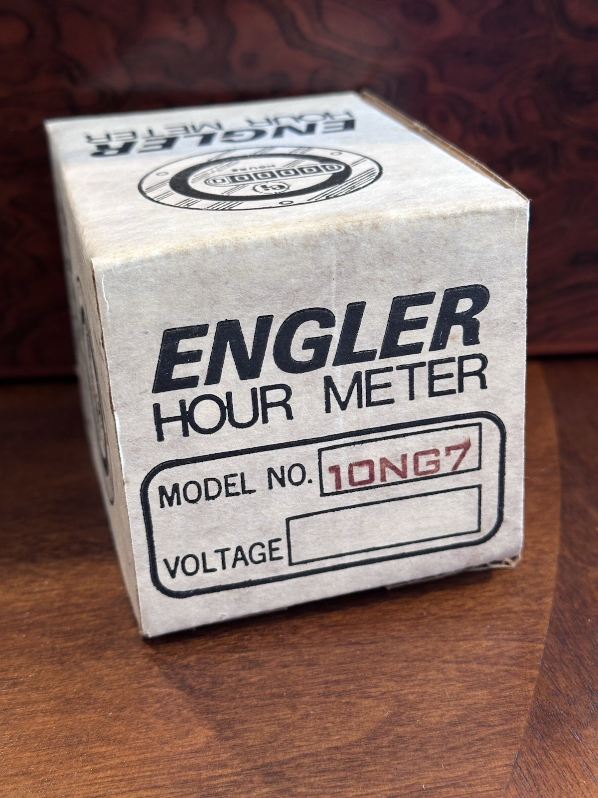 Engler Hour Meter AC-200-10NG7 - 120V 60Hz - New - Round Bezel Panel Mount