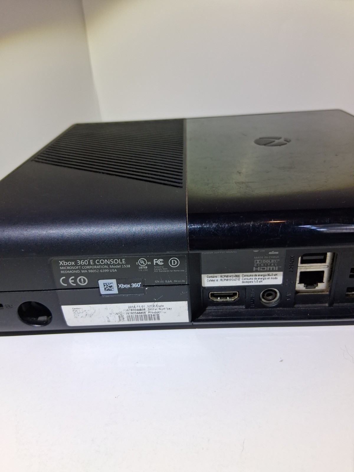 Microsoft Xbox 360 E 250GB With Camo Controller Tested