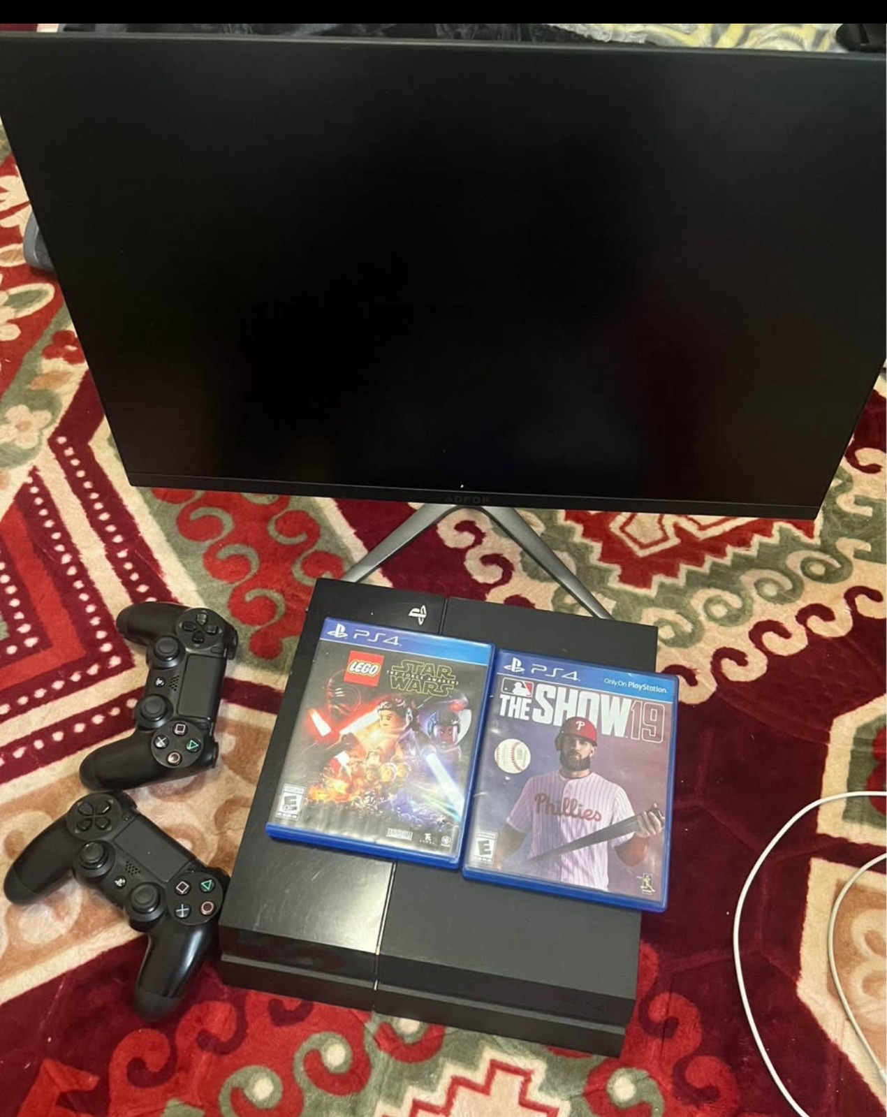 Sony PlayStation 4 PS4 CUH-1001A System Bundle 2 Controllers 8 Games Cords