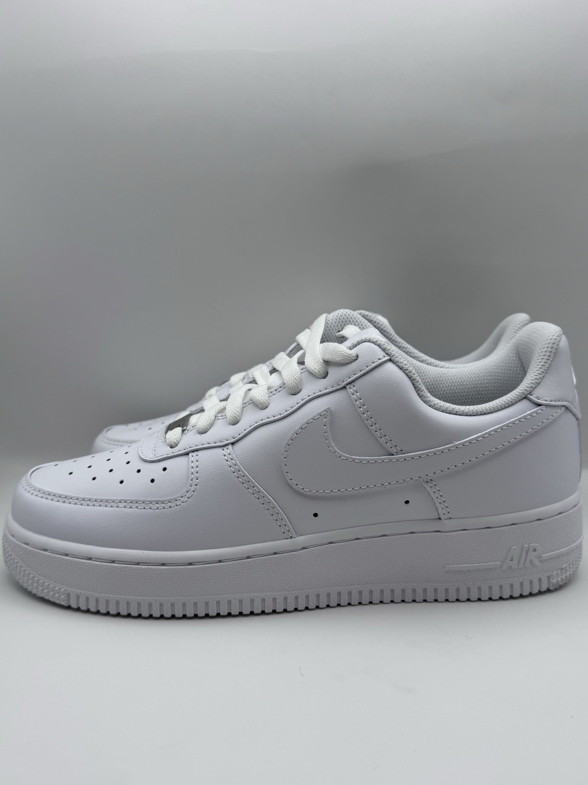 Nike Air Force 1 '07 Low Triple White 7-13 Men’s Size