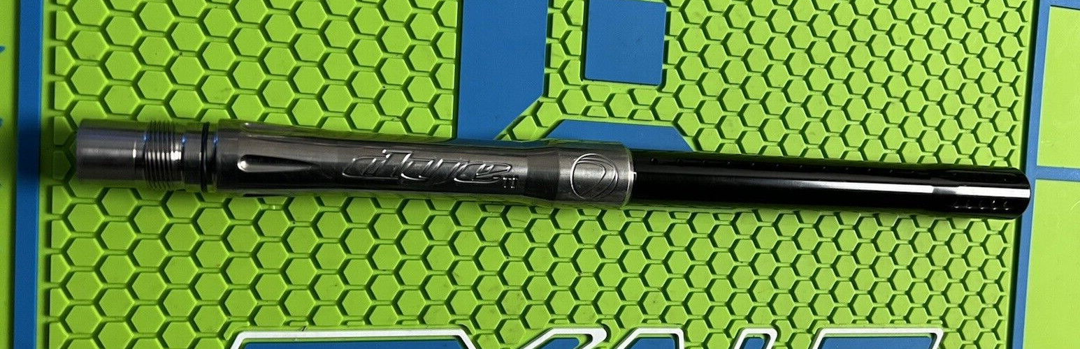 DYE TITANIUM ICD BUSHMASTER 14" 2-PIECE BARREL - GLOSS BLACK / TITANIUM - B2K