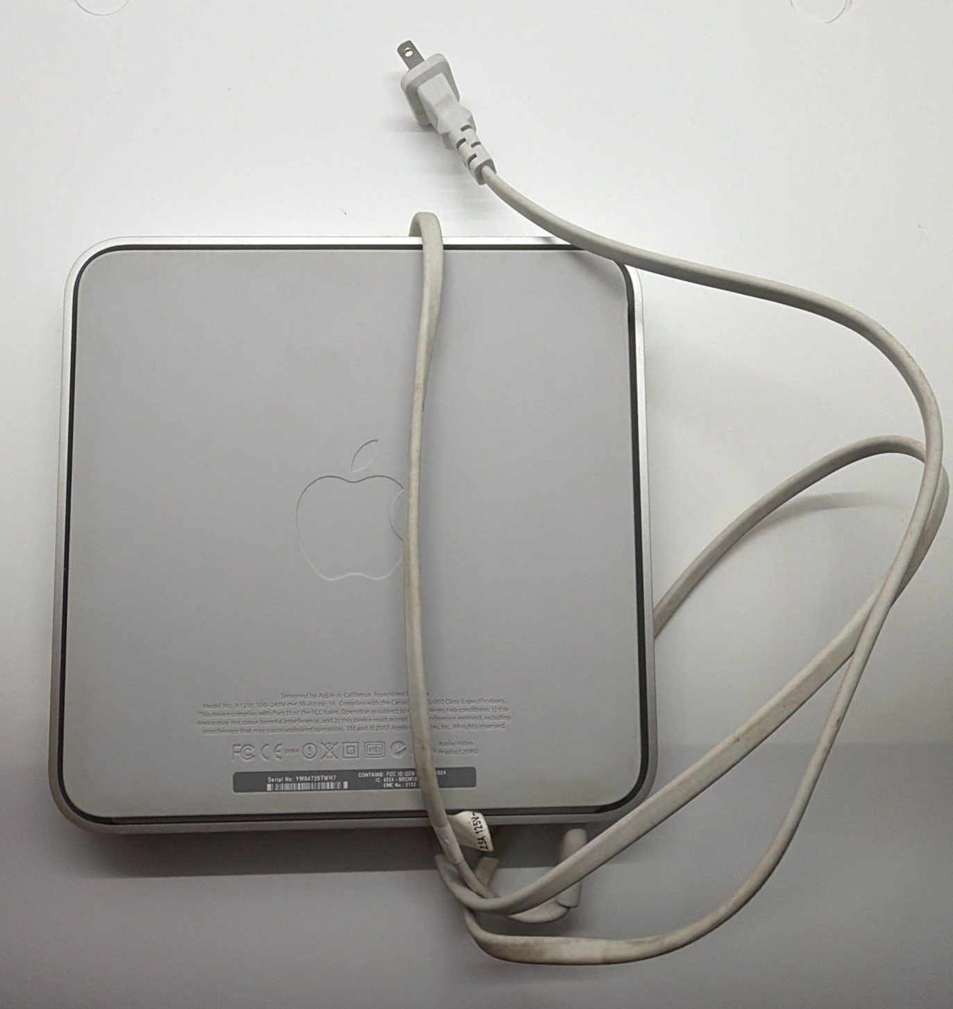 Brand New Open Box Apple TV A1218 1st Generation HD Streamer