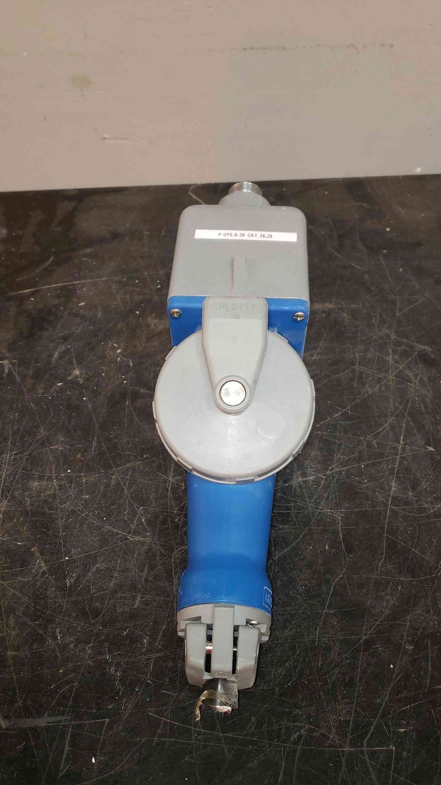 Hubbell 250VAC 60A Plug 360R6W (SKU: 5569AA)(5569AA)
