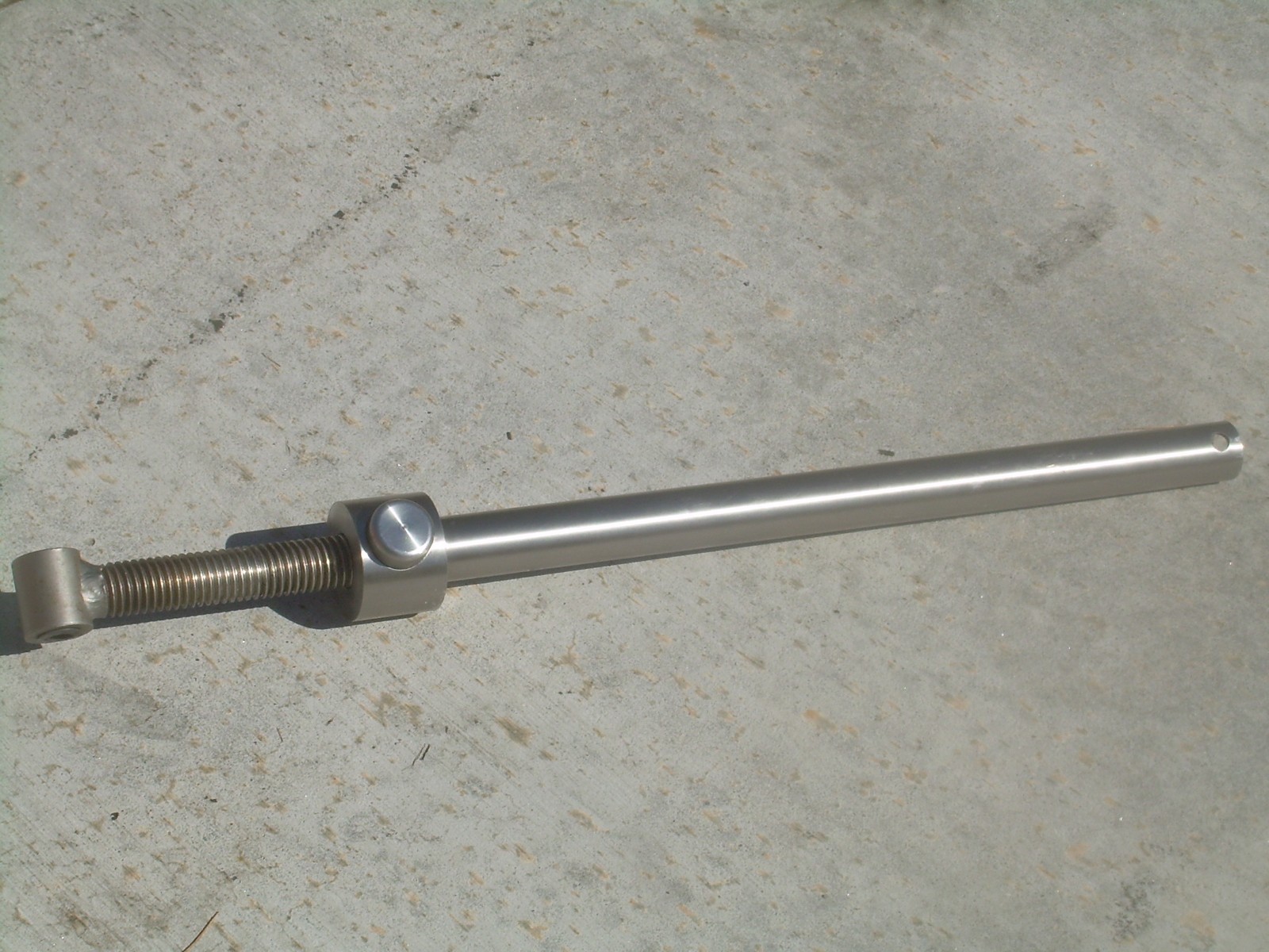 Rotovac 360i & 360XL Adjustable Strut Assembly