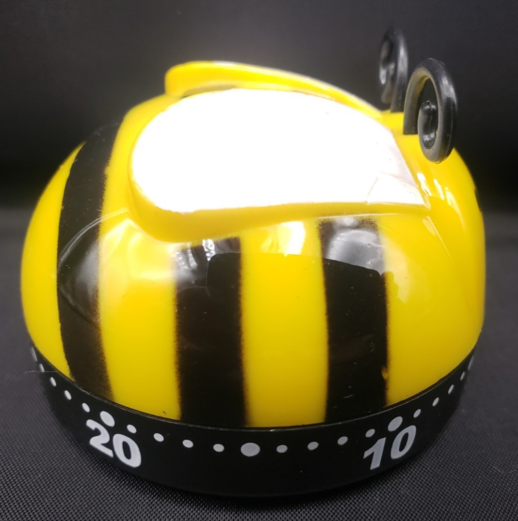 Avon Busy Little Bee Kitchen Timer Bumble Insect 2013 60 Minute Timer NOS