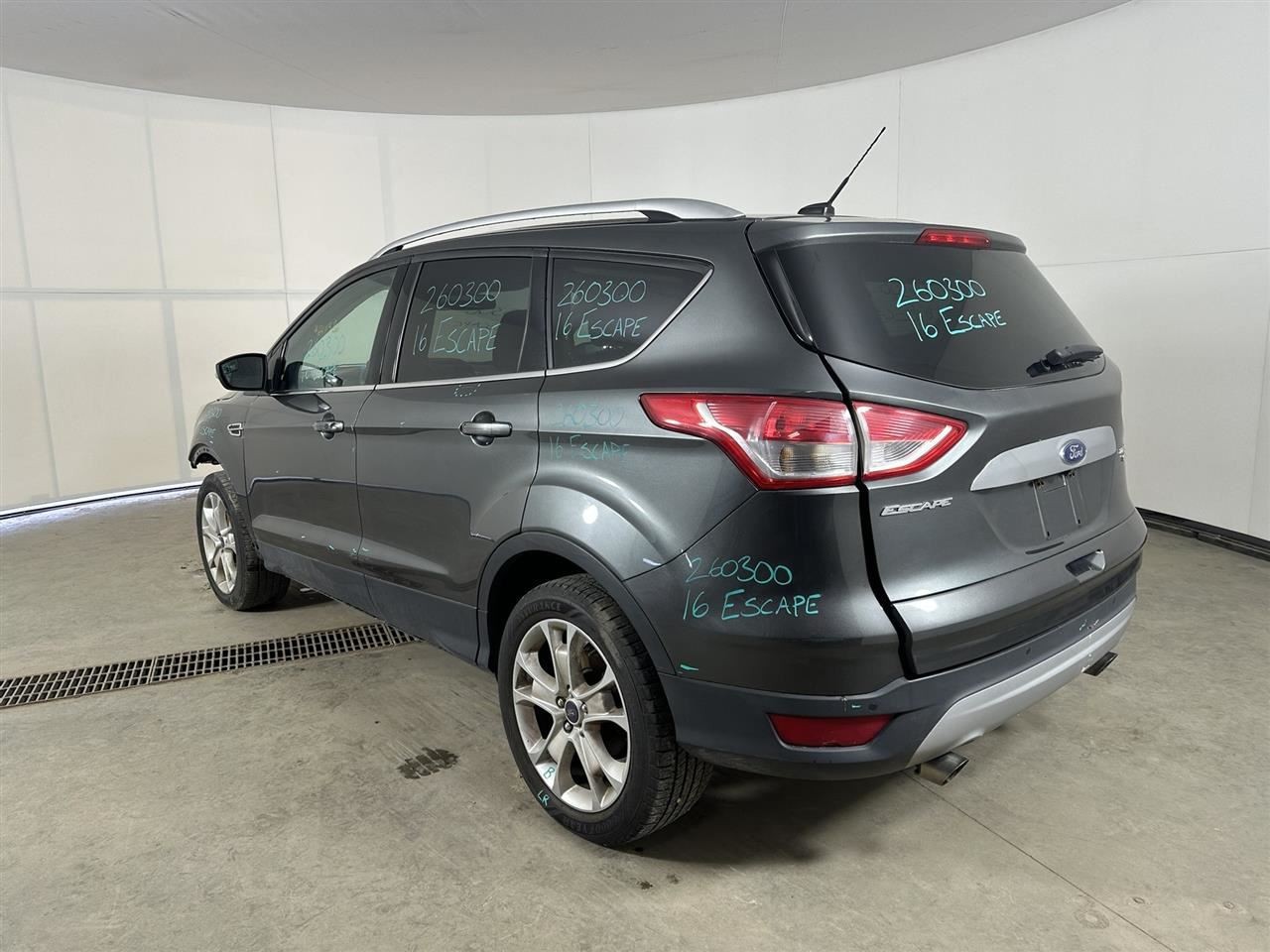 Driver Left Front Spindle/Knuckle Fits 13-19 ESCAPE 2857617