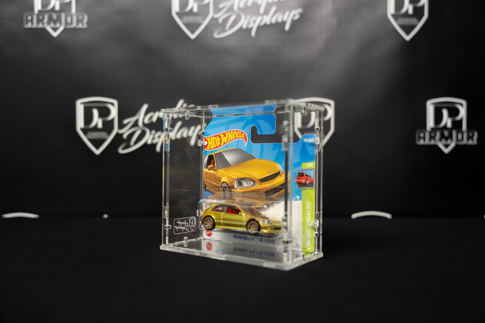 Diamond Protector Hot Wheels Short Card Acrylic Display 2 Pack (SC-1)