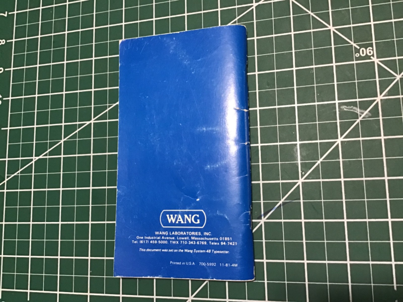 WANG 2200 Basic-2 LANGUAGE Pocket Guide. My WANG does Wonders!