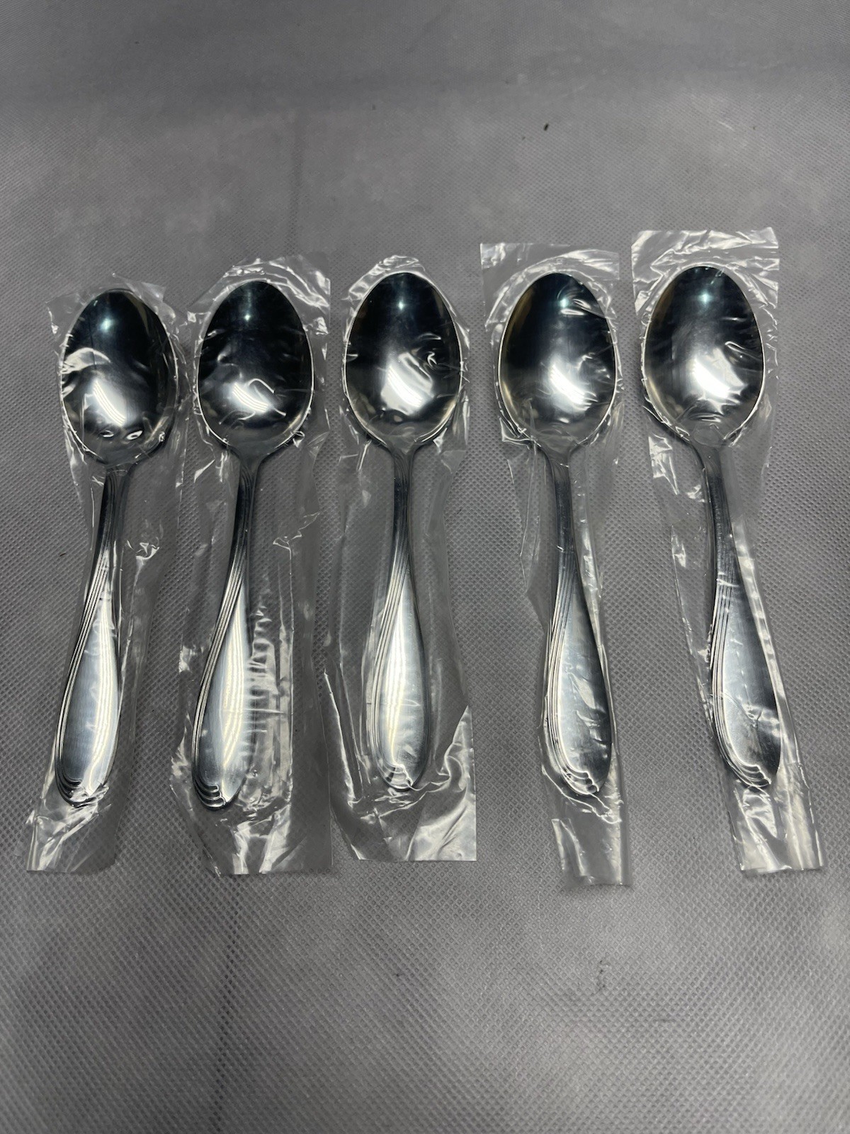 Oneida Camber Cresta Oval Soup Spoons Set Of 5  7 1/4"