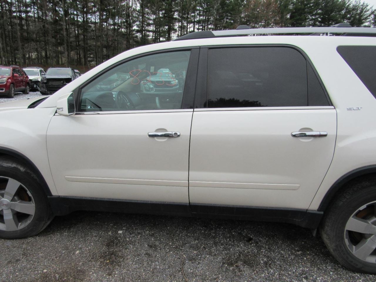 ACADIA 2011 Glove Box 1039416