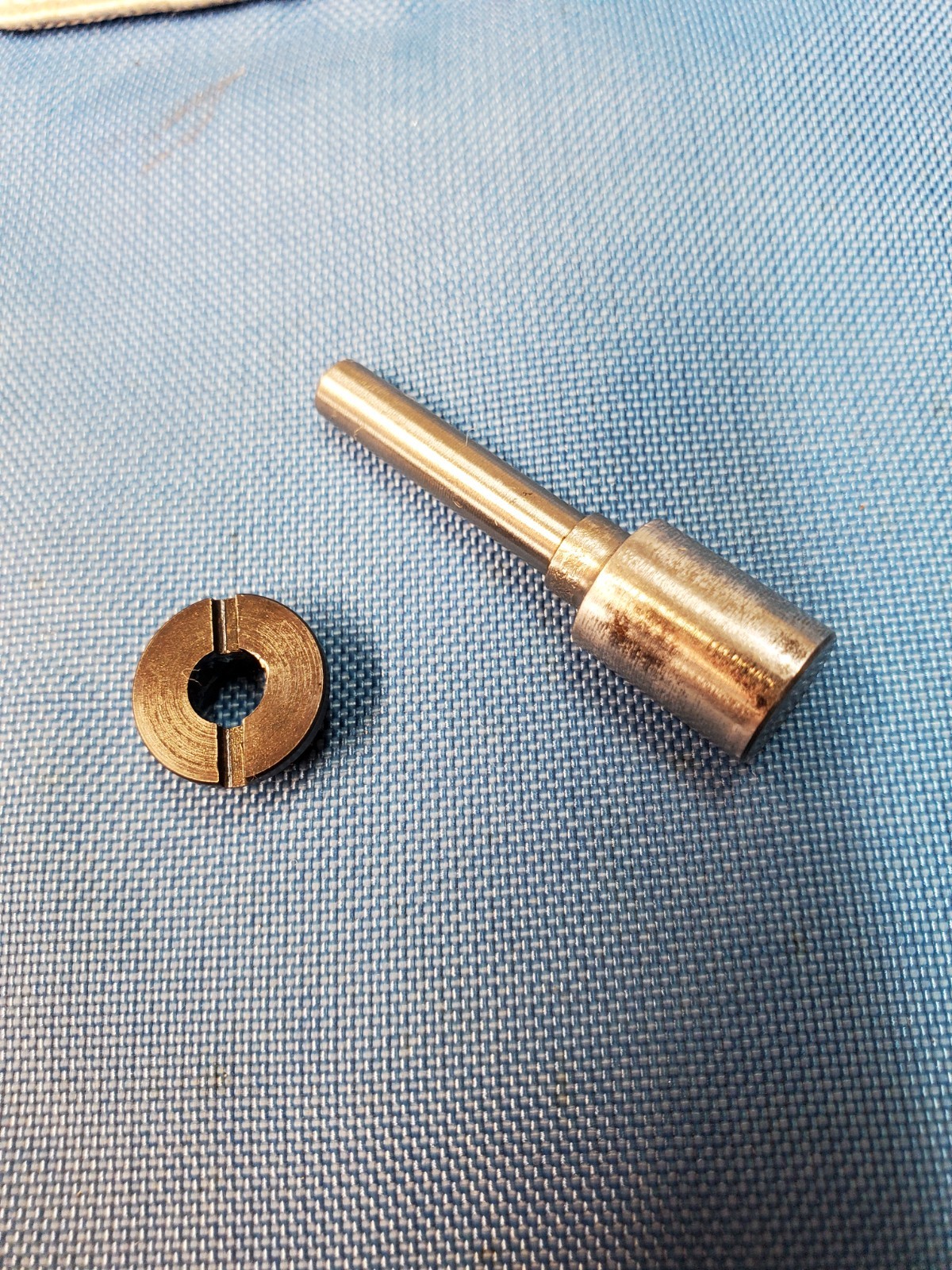 Dillon Reloading LARGE primer Slide 20318 , Punch 12849 ,bushing 1050 RL1100