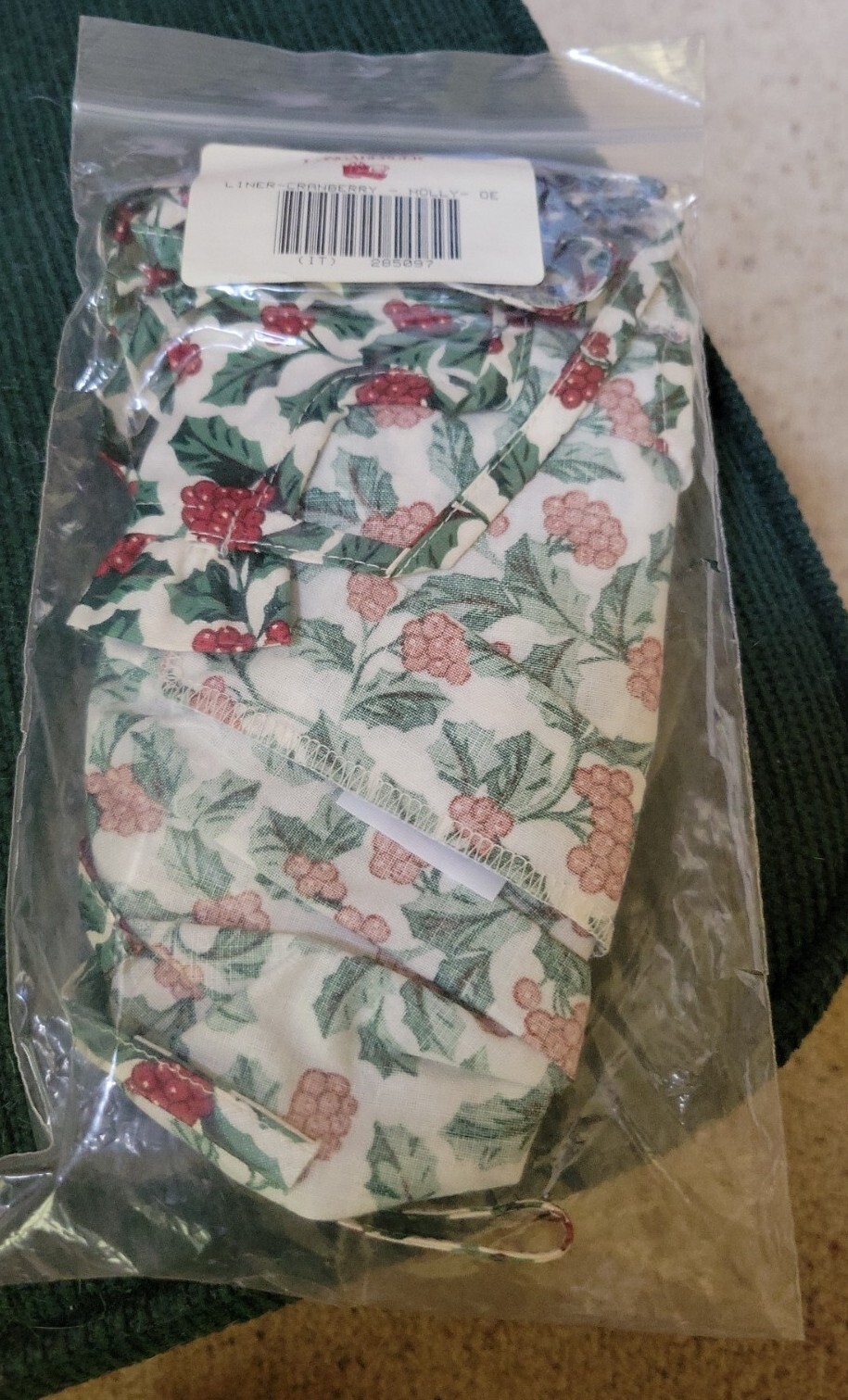 New Longaberger Basket Liner Cranberry Holly Christmas 285097