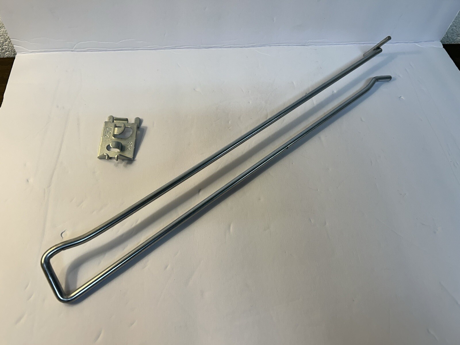 Siffron Fastwist 14” T-Front Scanning Hooks with Mounting Clips