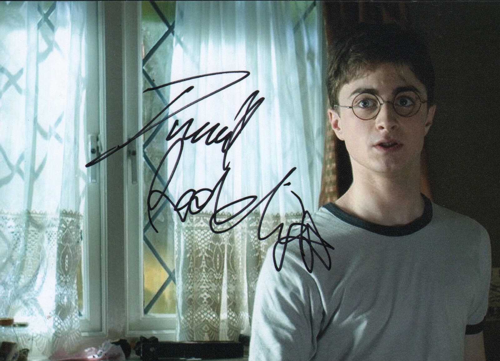 DANIEL RADCLIFFE autograph. Signed photo. Custom matted. HARRY POTTER.