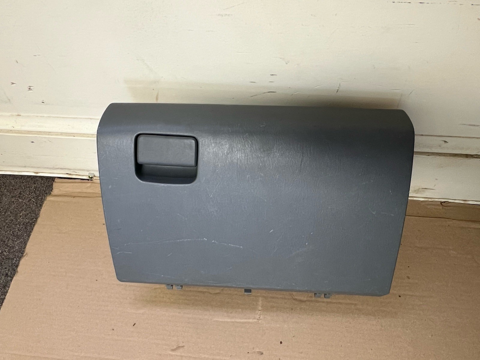 2005 2006 2007 2008-2014 Toyota Tacoma Glove Box Used