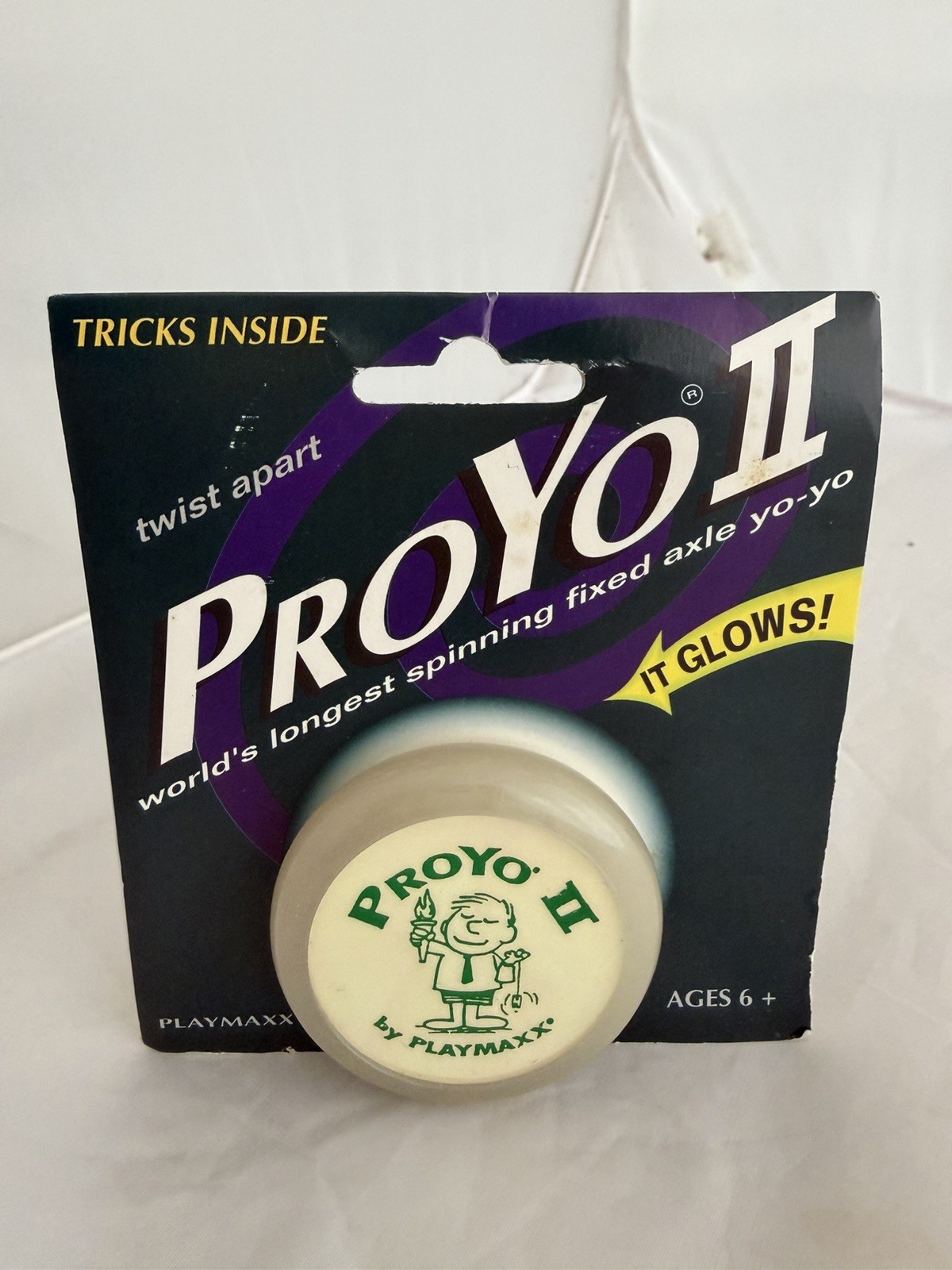 Vintage Proyo II by Playmax Yo-Yo - White - Glow In The Dark Brand New