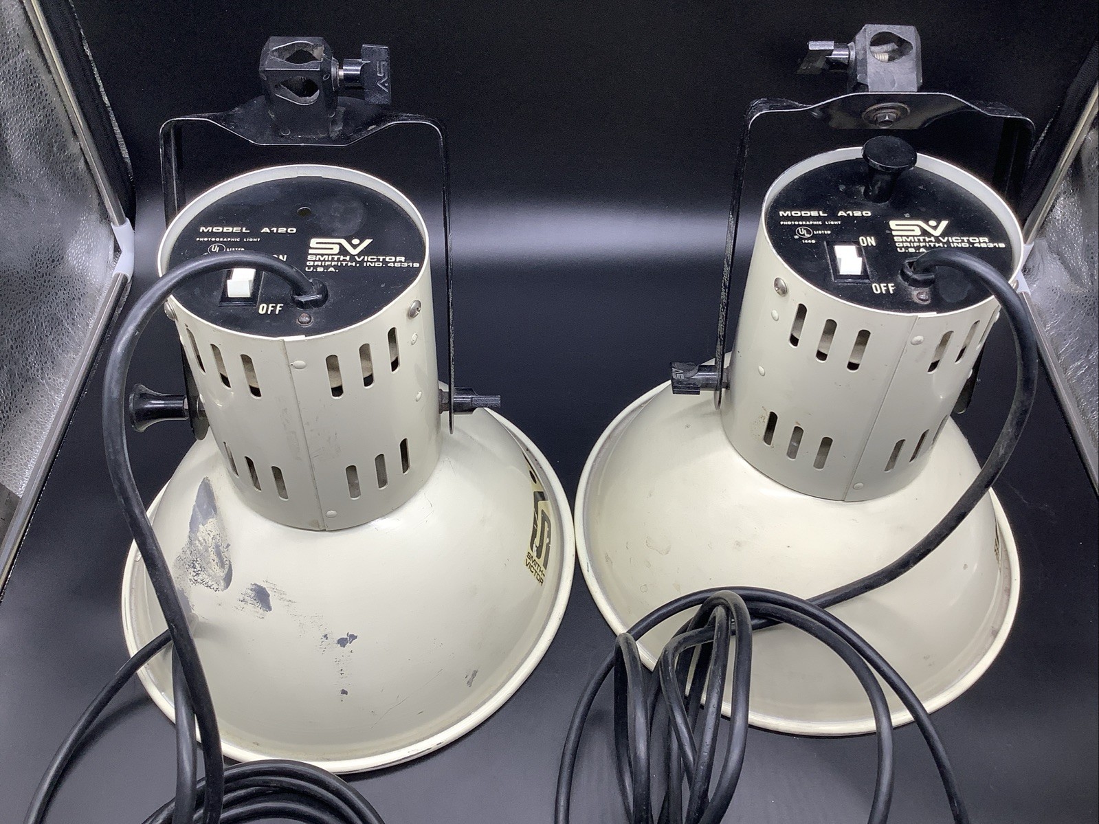 2 Smith-Victor Model A120 Photographic Photography Studio Lights 12.25"