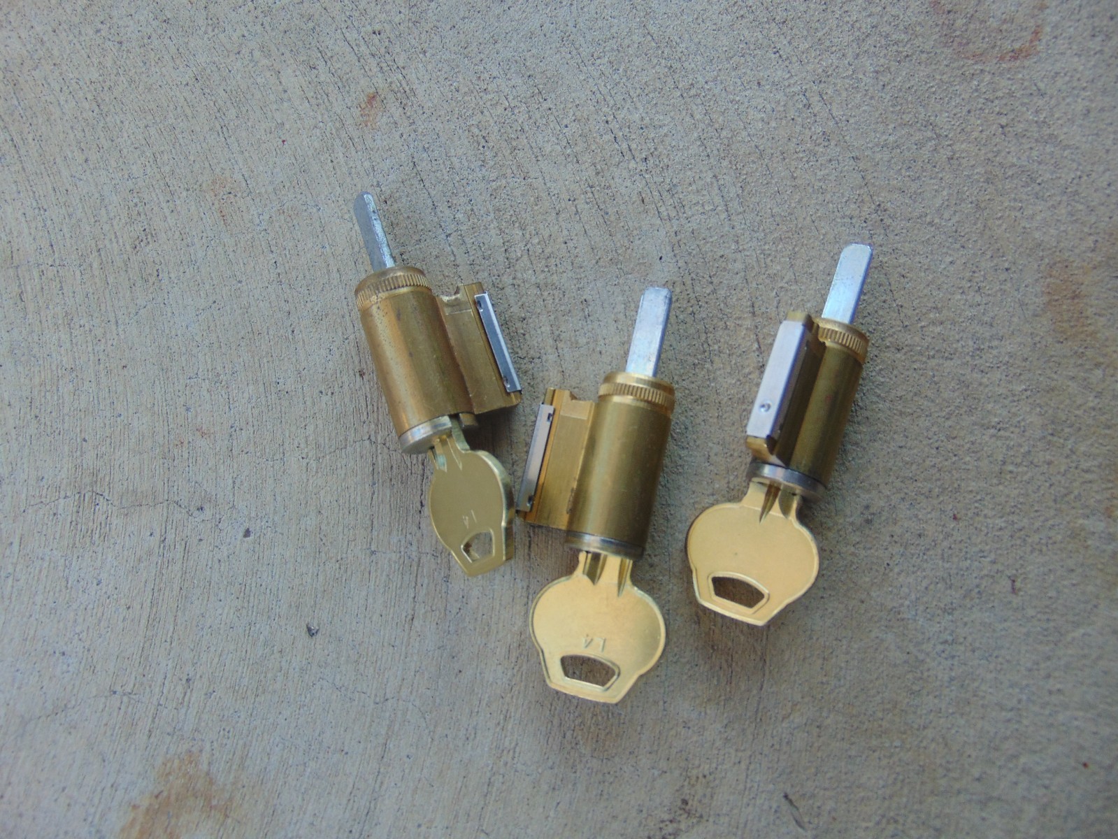 3  L4 CORBIN & RUSSWIN   KNOB,DEADLOCK LOCK WITH 5 KEYS        LOCKSMITH