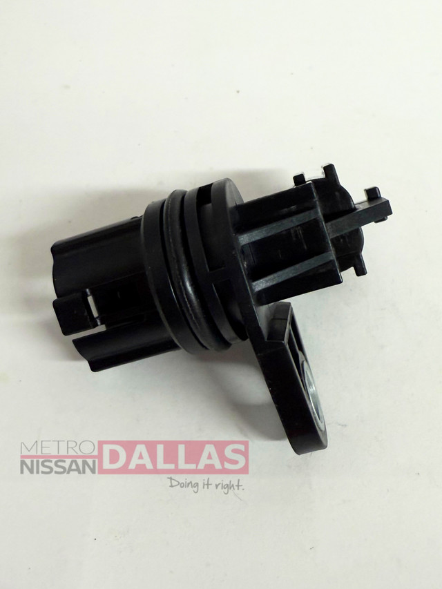 Genuine Nissan Solenoid Assembly-Diff Lock 38471-8S16A