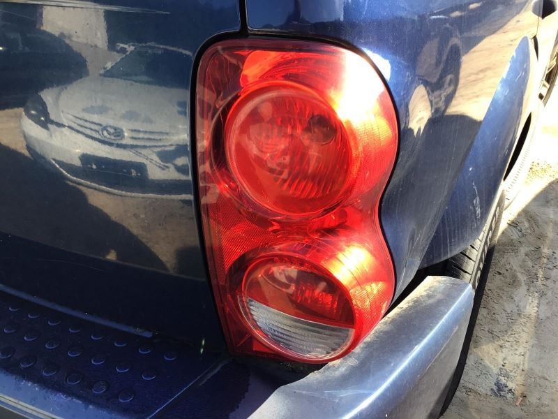 Fuse Box Engine Without Tow Package Fits 04-06 DURANGO 2818654