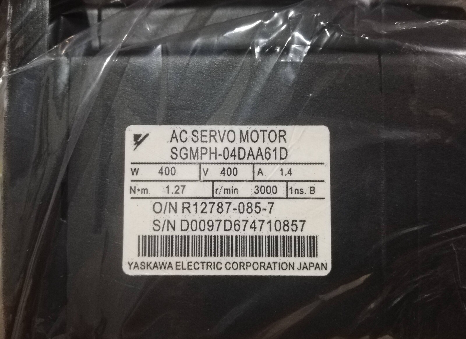 YASKAWA SGMPH-04DAA61D AC Servo Motor NEW