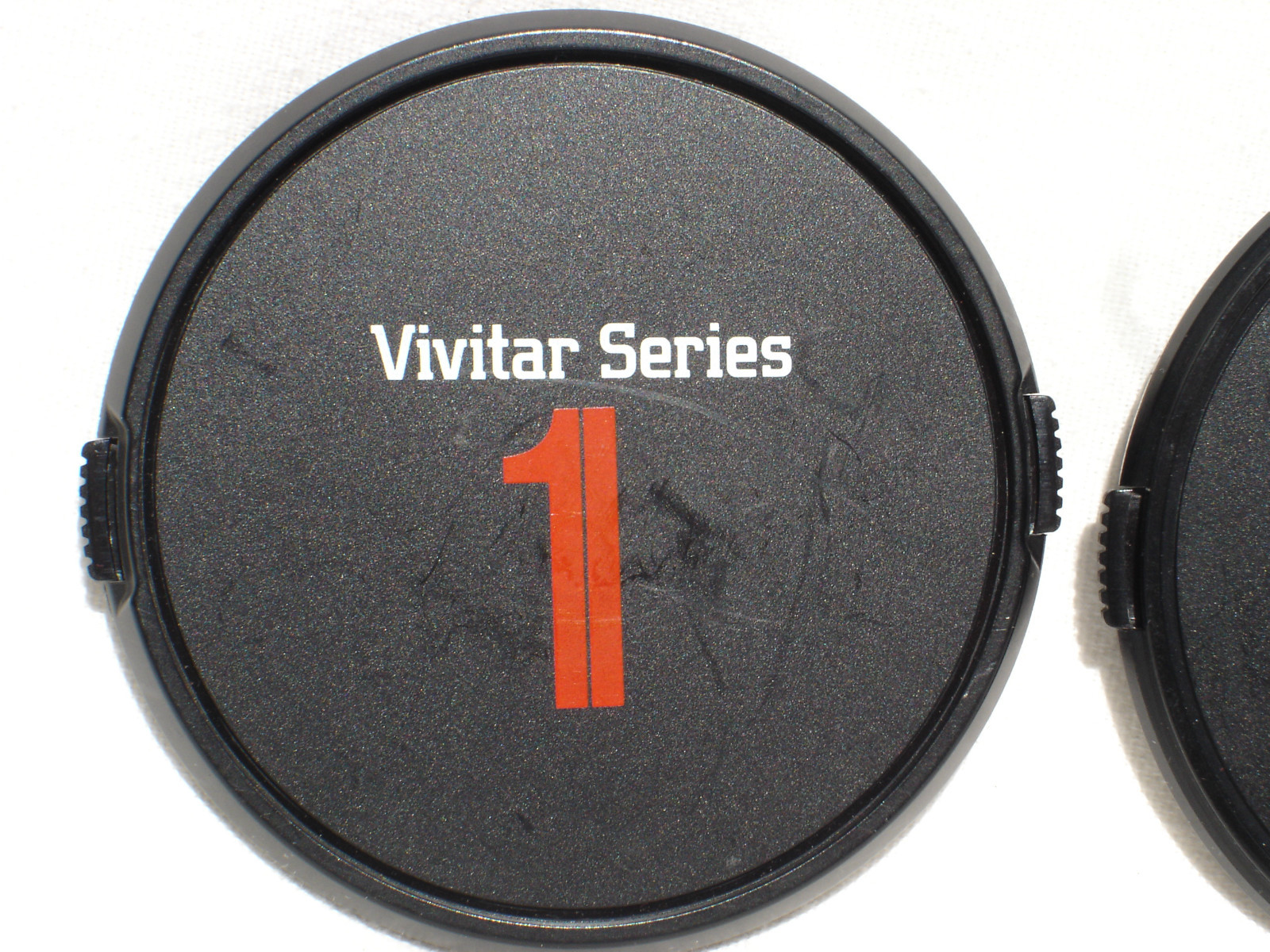 VIVITAR Series 1   77mm plastic front lens cap #00447