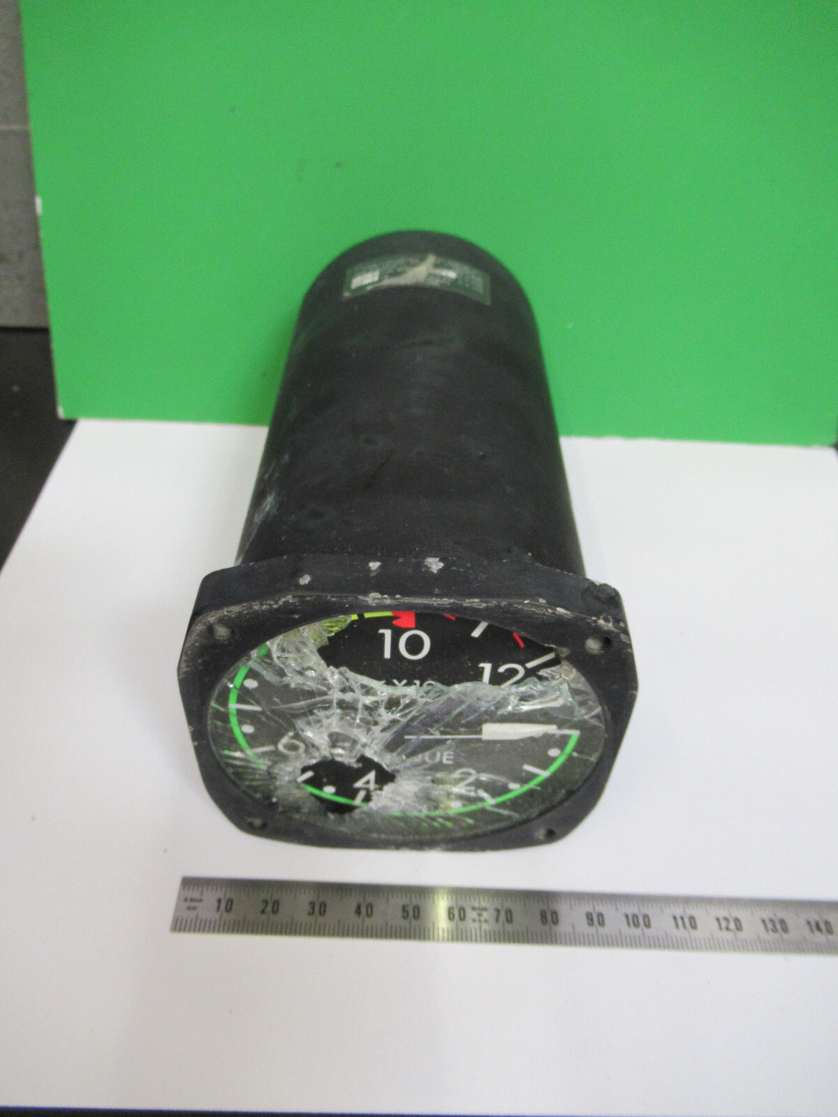 AIRCRAFT PART BELL COBRA 209-075-657-101 INDICATOR TORQUE AS PICTURED X4-A-54