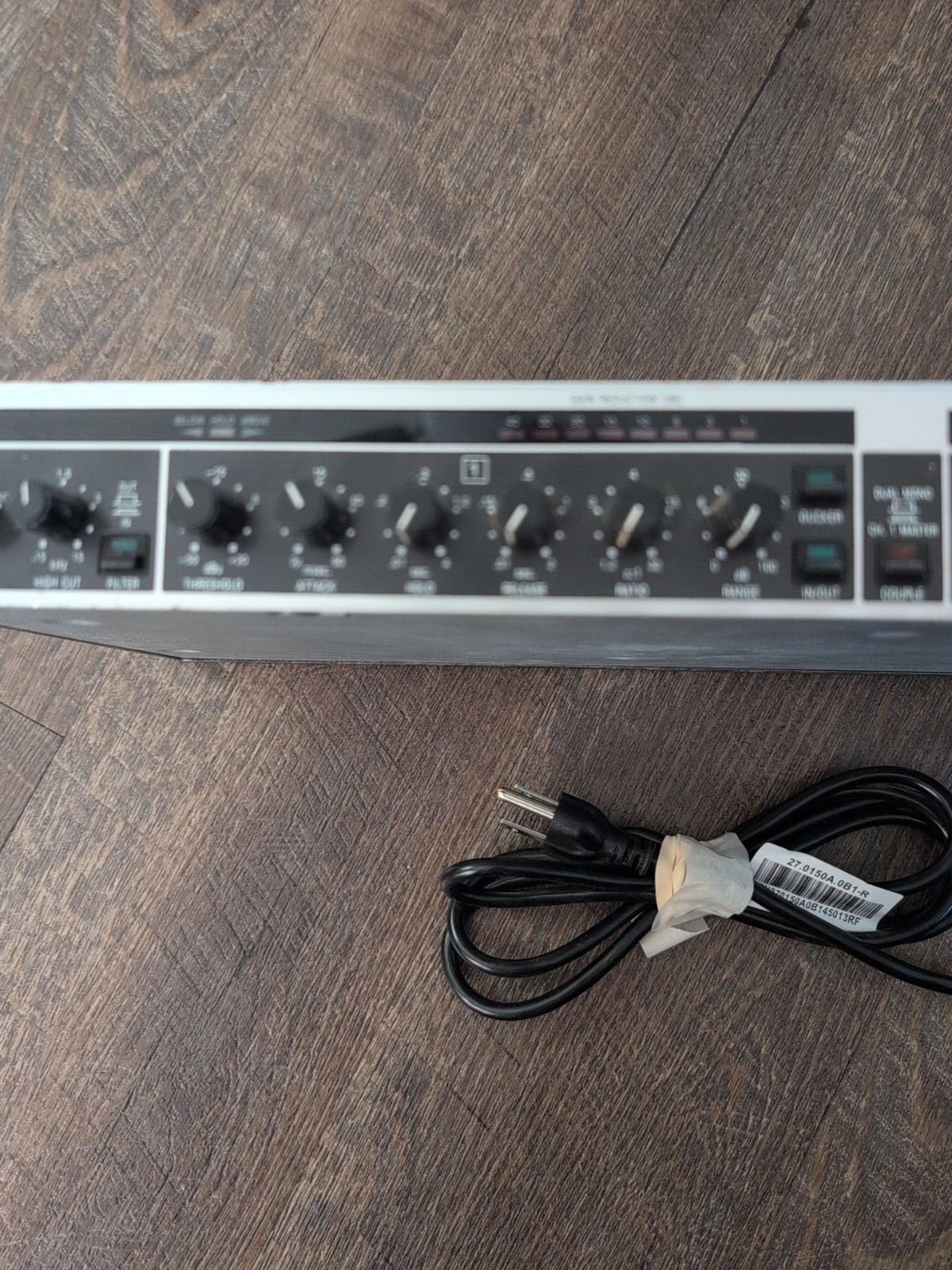 Used Behringer Intelligate XR 2000 TESTED Working