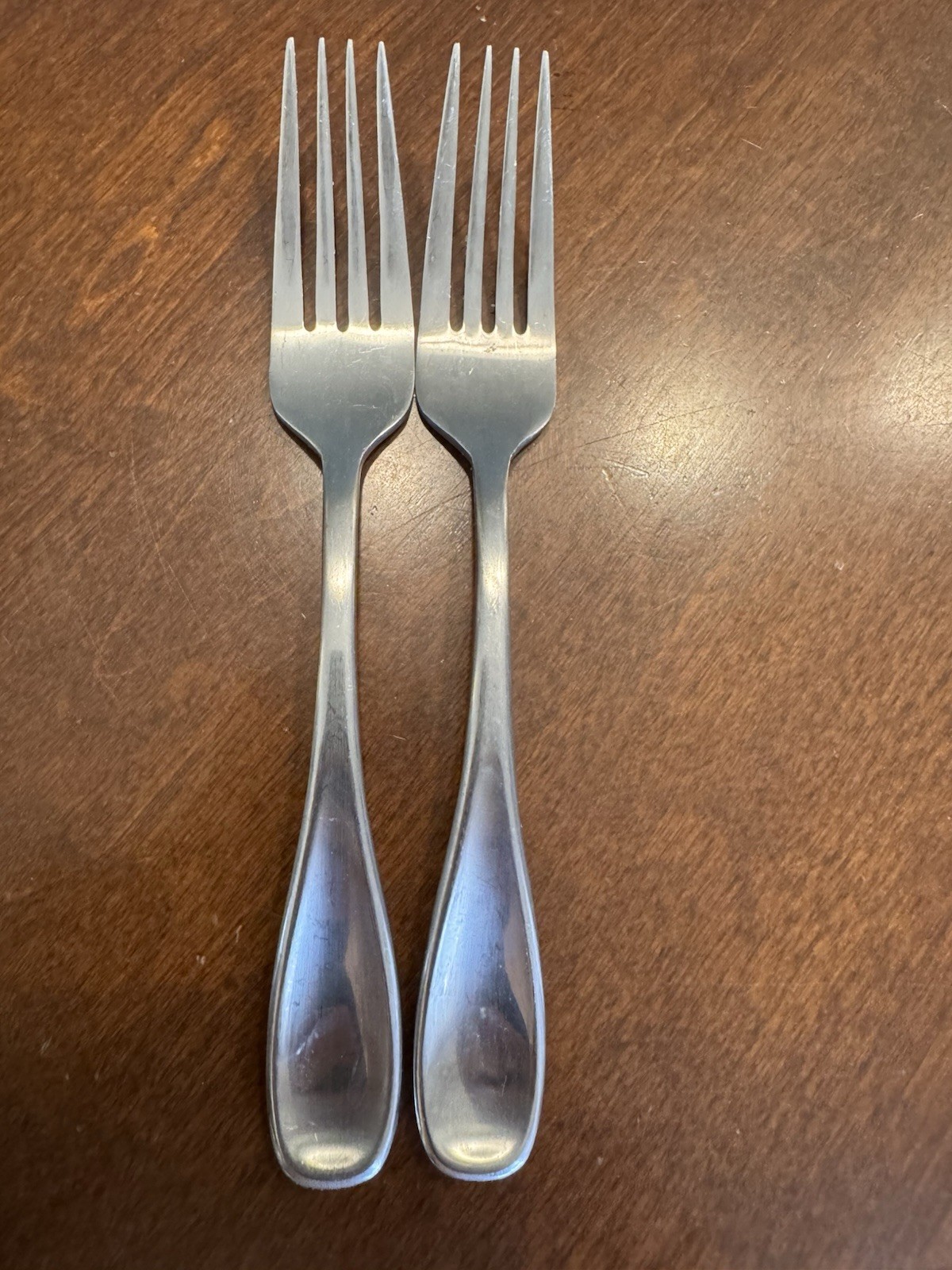 ONEIDA Stainless VOSS Set Of 2 DINNER FORKS 8" Silverware Flatware SATIN Finish