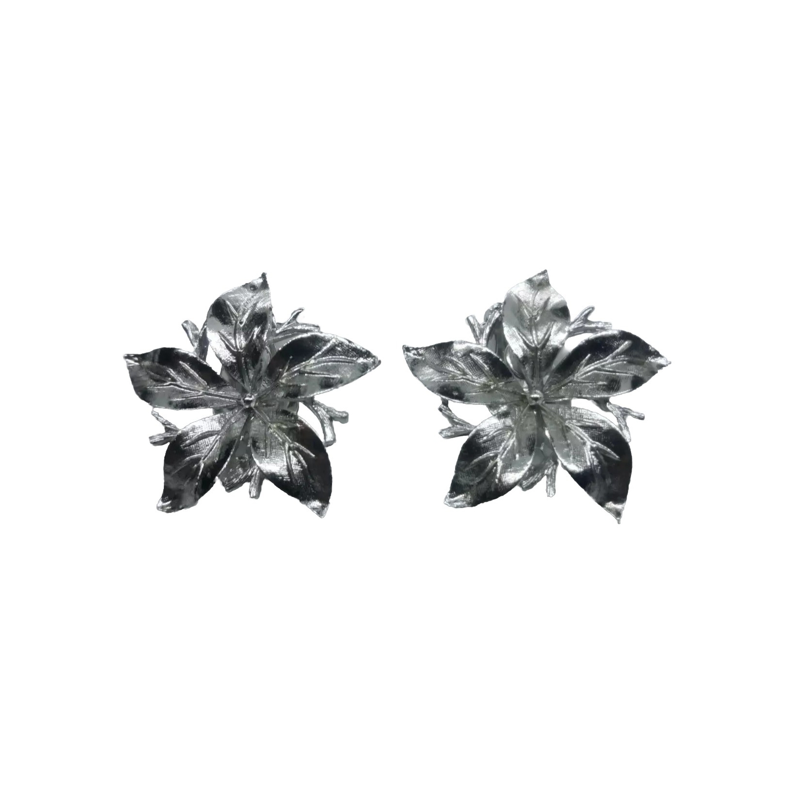 LISNER Vintage Silvertone Flower Petal Textured Clip On Earrings 1 1/4" #49
