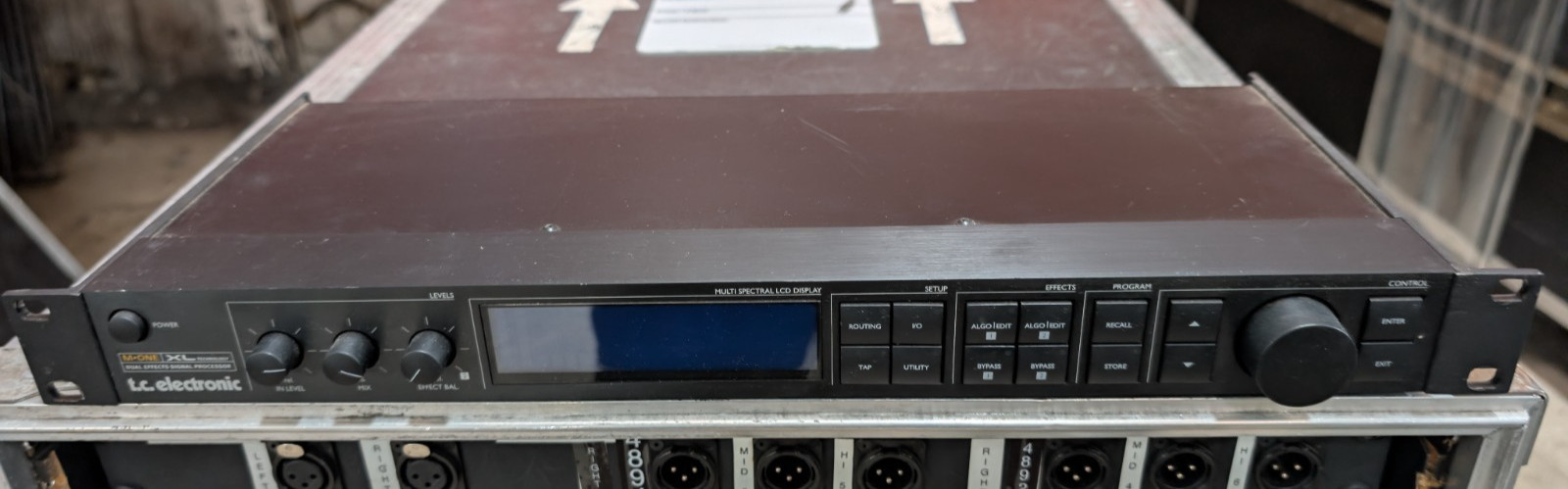 TC Electronic M-One XL Dual Effects Processor