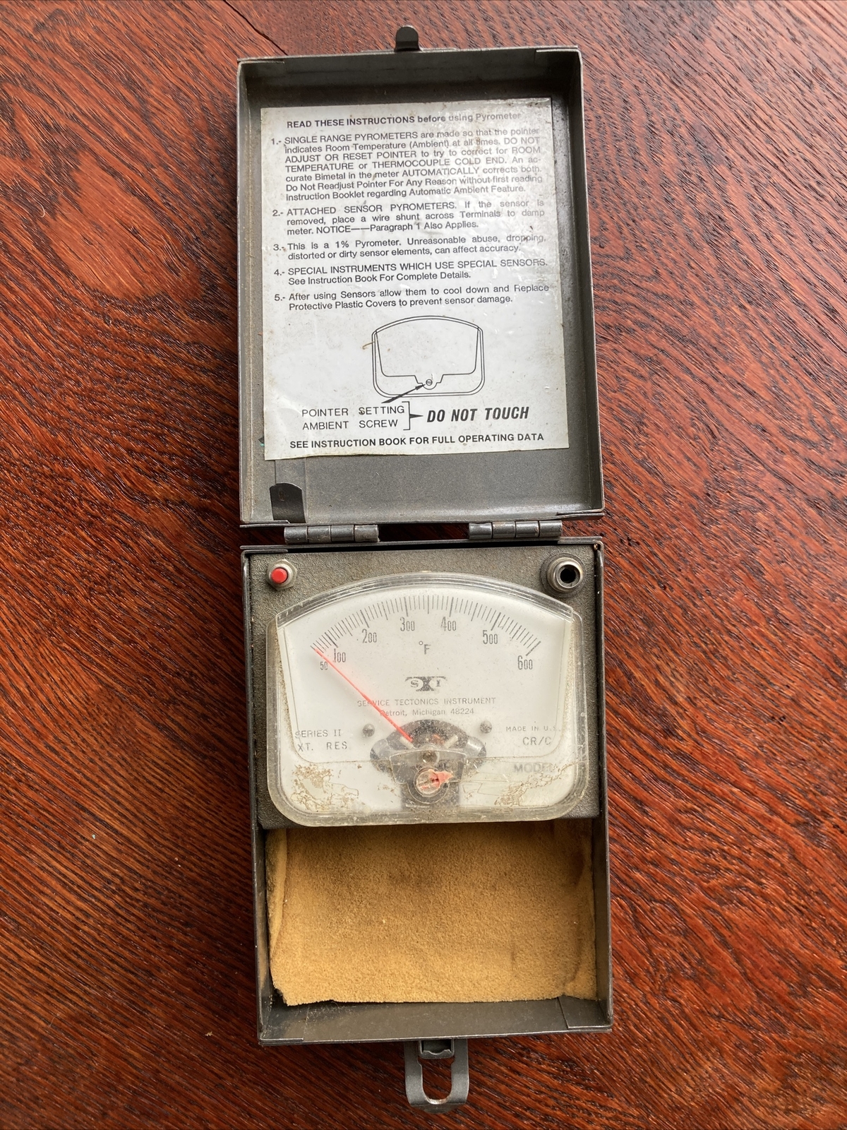 Service Tectonics Instrument Model C, Series II, 48224, USA