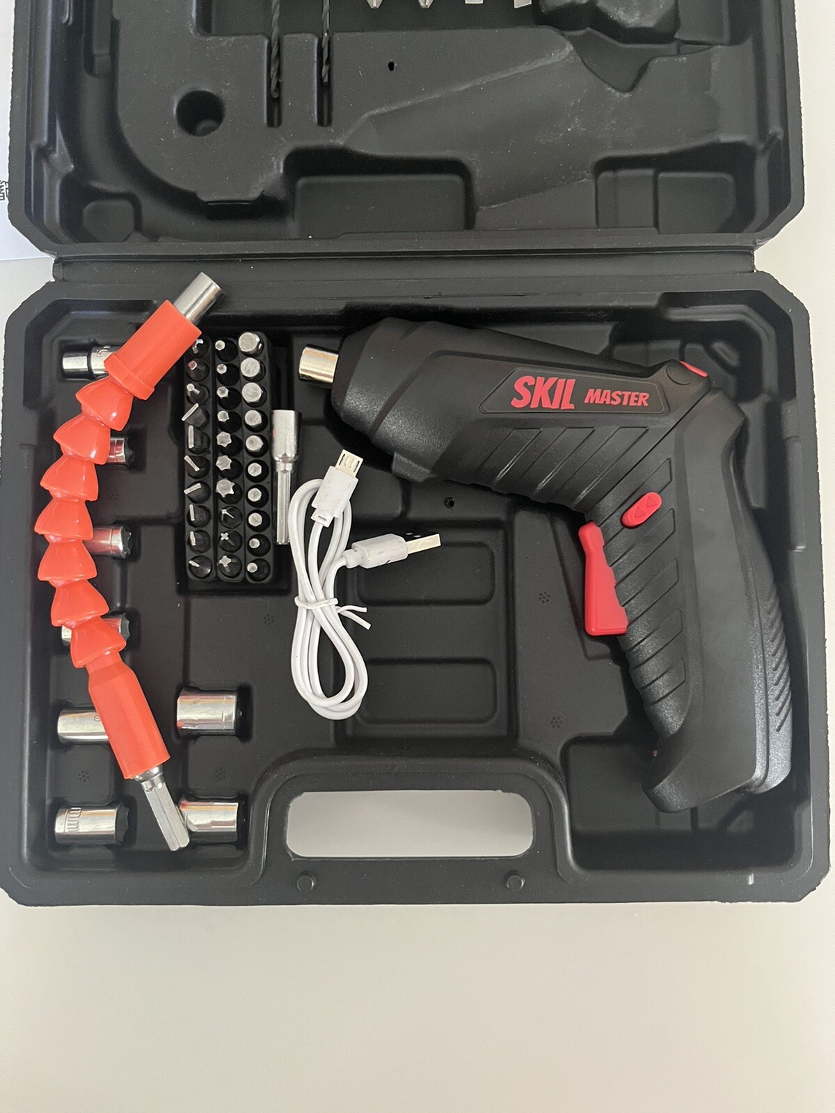 Skil Master 47 pcs in 1  Mini Cordless USB Charger Power Screwdriver set